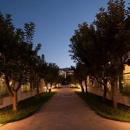 Garden & Отель 5*