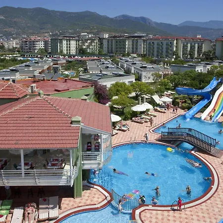 Garden & Szálloda 5*